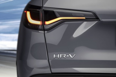 ホンダ HR-V 新型、4月4日北米発表…日本のヴェゼルとは異なる外装 画像