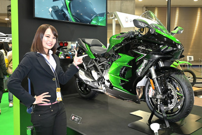 国内メーカー初のACC搭載、『Ninja H2 SX SE』で2輪の新天地めざすカワサキ…東京モーターサイクルショー2022 画像