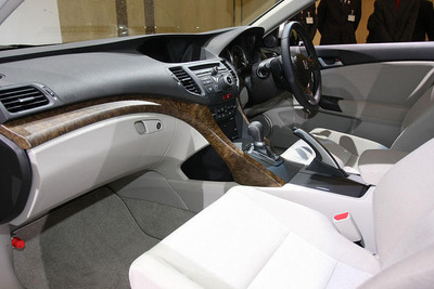 【ホンダ アコード 新型発表】値段は上がったが「むしろ安い」!? 画像