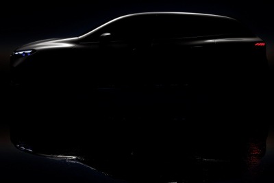 メルセデスベンツの新型EV『EQS SUV』、4月19日にモデル発表予定…ティザー写真 画像