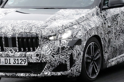 BMWのエントリーSUV『X1』次期型デザインがほぼ丸見え!年内発売か 画像