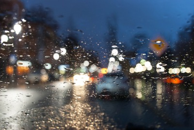 雨天走行時のギラギラ視界不良をリフレッシュ ~Weeklyメンテナンス~ 画像