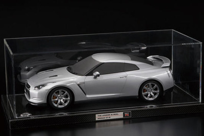 日産 GT-R 、オーナー限定でモデルカー発売　39万円 画像