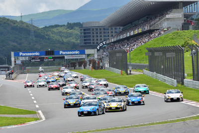 新シーズン開幕のGR86＆BRZレース、谷口選手がひさしぶりの勝利 画像