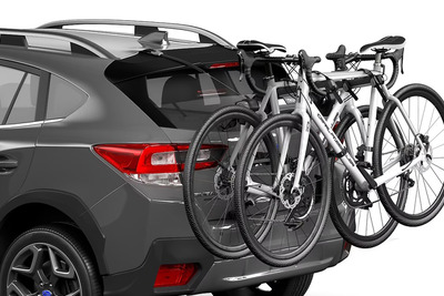 SUV・ハッチバック向けサイクルキャリア、最大3台積載可能 THULEから登場 画像