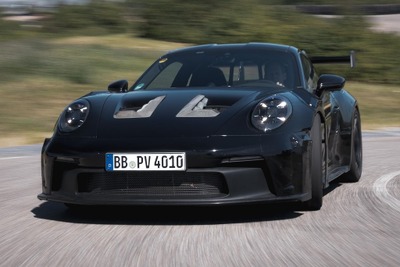 ポルシェ 911 最強の「GT3 RS」新型、8月17日発表へ…プロトタイプの写真 画像