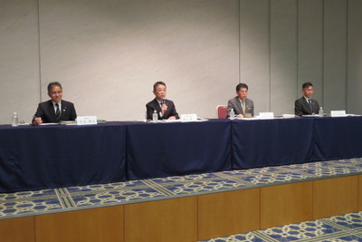 住友ゴム、売り上げ初の1兆円超えも大幅な減益 2022年12月期業績予想 画像