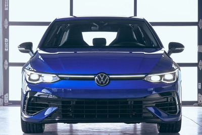 VW ゴルフR に20周年記念車、北米は315馬力ターボ搭載…1800台限定導入へ 画像