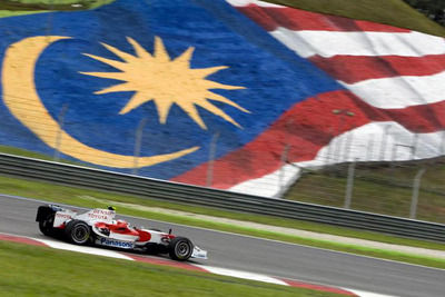 マレーシアGPもトワイライトレースに 画像