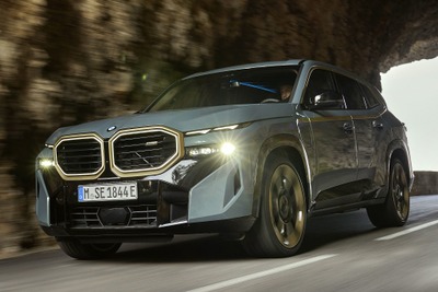 BMW『XM』、M史上最強「レーベル・レッド」は750馬力 2023年秋設定へ 画像