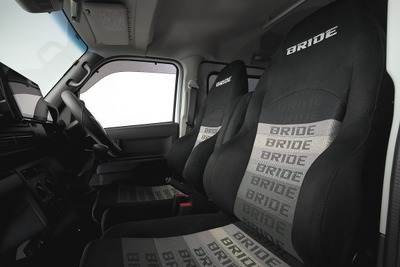 BRIDE車種別シートレール、エブリイ/アトレー/ハイゼットカーゴ用を発売 画像
