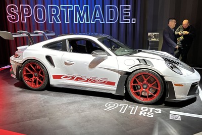 ポルシェ 911 GT3 RS 新型、自然吸気ボクサー6搭載の最高峰モデル…ロサンゼルスモーターショー2022 画像