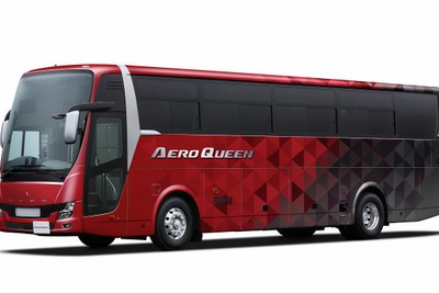 新型大型観光バス『エアロクィーン』『エアロエース』、オートライト義務付けに対応…三菱ふそう 画像