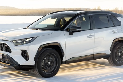 トヨタ RAV4 に「GRスポーツ」、222馬力ハイブリッド搭載…欧州発売 画像