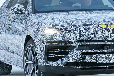 『ウルスPHEV』はペルフォルマンテさえ凌駕する!これがランボルギーニの新フラッグシップSUVだ 画像
