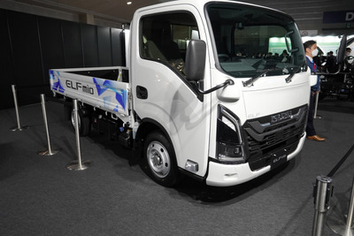 普通免許で運転できる、いすゞ『エルフmio』のキャンピングカーはアリか? 画像