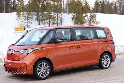 3列7人乗りのVW『ID.Buzz』ロングバージョン、日本導入は? 新開発の電動ユニット搭載か 画像