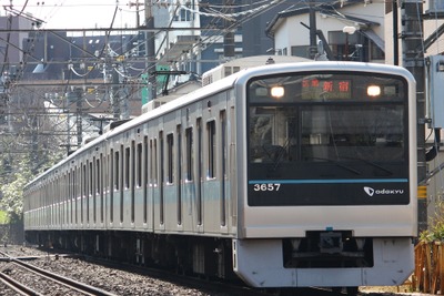 3000形をリニューアル、町田と本厚木にホームドアを整備 小田急の2023年度事業計画 画像