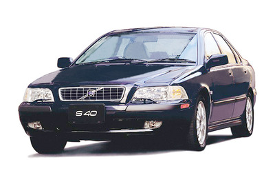 ボルボ『S40/V40』2003年型---価格据え置きでダイナミック&スポーティ 画像