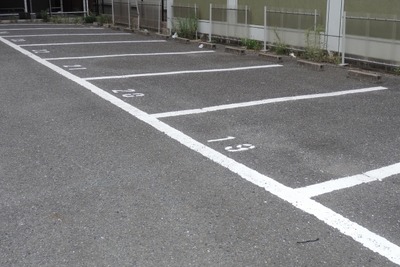 AIと通信でクルマのナンバー情報を把握、駐車場管理に活用 画像