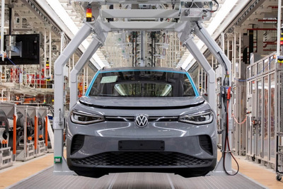 VW ID.4、日本向けモデルの納車を今夏より順次再開…航続10％延伸 画像