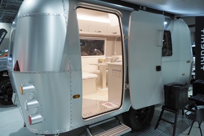 宇宙船のようなワクワク感:ファンフォート「スターシップ3号」…フィールドスタイル2023 画像