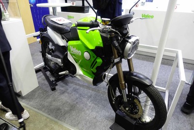 ヴァレオが提案する48VのEVバイク、2024~25年中には生産化予定…人とくるまのテクノロジー展2023 画像