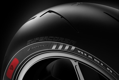 二輪用高性能タイヤの最新進化版「ディアブロ スーパーコルサ V4」発売へ…ピレリ 画像