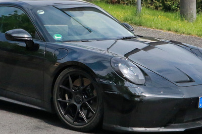 ポルシェ『911 GT3』はまだまだ進化する！デザイン刷新、ボクサー6は「RS」並みに？ 画像