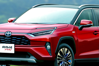 ついに『RAV4』にもハンマーヘッド採用!? 電動モデルさらに進化!次期型の姿を大予想 画像