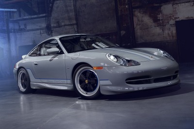 1台限りのポルシェ『911』、「996」世代をフルレストア&カスタム…120万ドルで落札 画像
