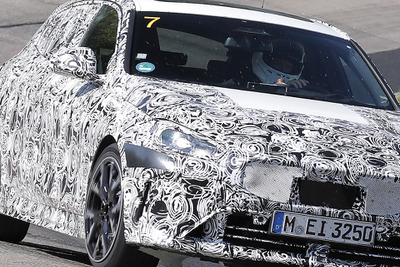 新型なのか? 大規模マイチェンなのか? BMW『1シリーズ』プロトタイプをめぐる多くの謎 画像