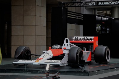 マクラーレン60周年記念イベント…新旧のモデルからDNAを感じて 東京・六本木ヒルズで開催 画像