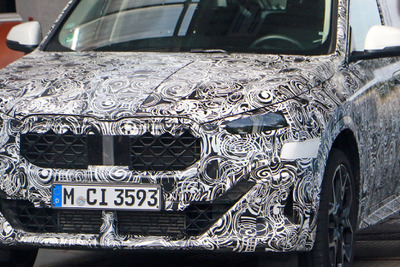これまでと全然違う!BMW『X2』次期型、クーペSUVスタイルがくっきり丸わかり 画像