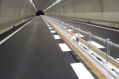 暫定2車線高速道路でセンターライン区画柵の設置拡大…長大橋梁とトンネル 画像