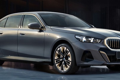BMW 5シリーズ 新型のEV『i5』、ロングホイールベース発表…中国向け 画像