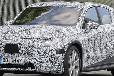 メルセデスベンツ初の電動SUV『EQC』がいよいよ第2世代へ、専用プラットフォームで何が変わる? 画像