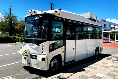 自動運転レベル4のEVバス、長野県塩尻市でスタート 画像