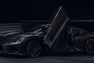 夜のマセラティ、スーパーカー『MC20』にブラック仕様「Notte」登場…世界限定50台 画像