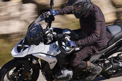 【BMW R1300GS 海外試乗】10年ぶりのフルチェンで次元が異なるレベルに行ってしまった…佐川健太郎 画像