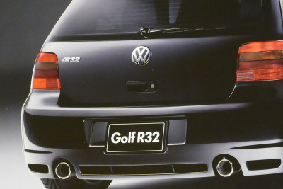 VW随一のホットな「Rシリーズ」、その原点『R32』のカタログは意外にもクールだった【懐かしのカーカタログ】 画像