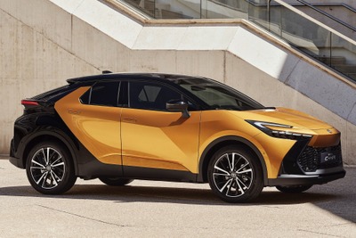 トヨタ C-HR 新型、英で2024年からデリバリー…日本市場に新型を導入？ 画像