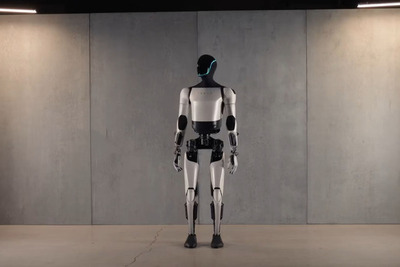 テスラがヒト型ロボット「Optimus Gen 2」を公開---手足の動作がよりなめらかに 画像