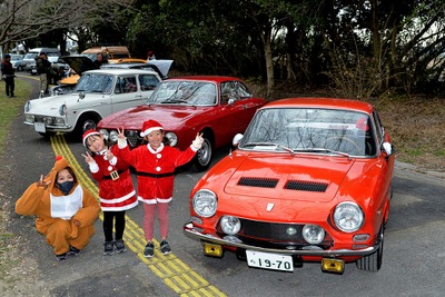 クリスマスカラー集結で今年の旧車終い…クリスマス ファイナルクラシックカーミーティングinアグリパークゆめすぎと 画像