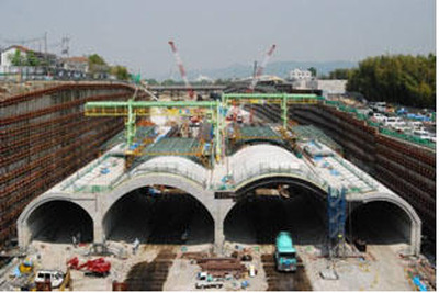 第二京阪道に4連アーチカルバート採用…鹿島 画像