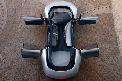 大胆な次世代EVコンセプト、2025年の市販モデルを示唆…クライスラーが発表 画像