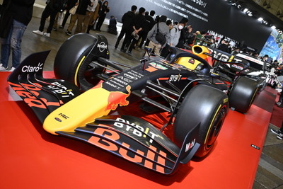 大迫力! F1のチャンピオンマシン「RB19」を至近距離で…東京オートサロン2024 画像