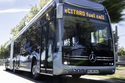 メルセデスベンツの燃料電池バス、航続400km…3月ドイツで発表へ 画像