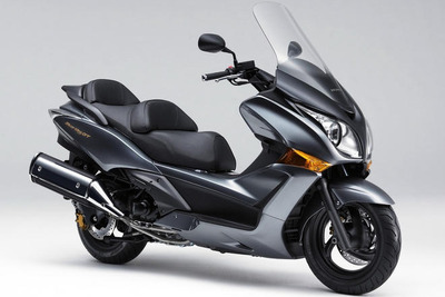 ホンダ シルバーウイング 全面改良…GTを冠して高速走行性能アップ 画像