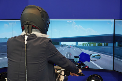 後方車両の接近が「耳」で直感的にわかる、ヤマハの新技術「感覚拡張HMI」のねらい…人とくるまのテクノロジー展 2024 画像